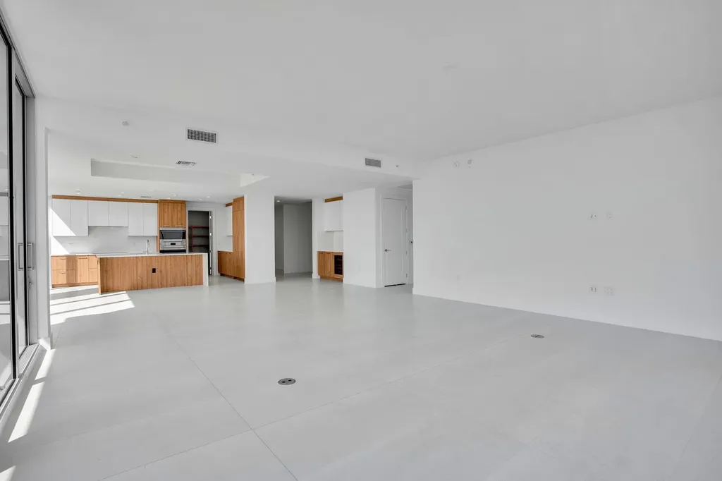 151 N Seabreeze Blv Fort Lauderdale FL 33304
