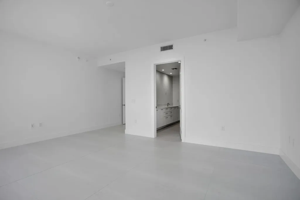 151 N Seabreeze Blv Fort Lauderdale FL 33304