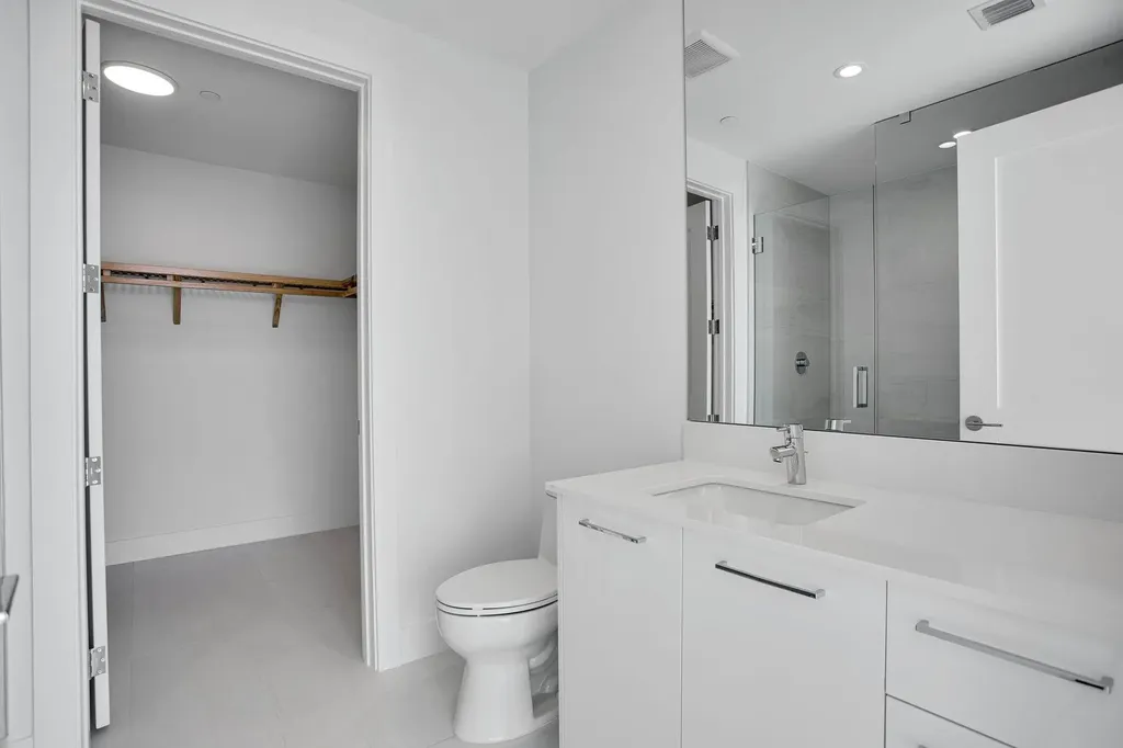 151 N Seabreeze Blv Fort Lauderdale FL 33304
