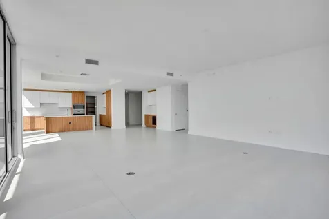 151 N Seabreeze Blv Fort Lauderdale FL 33304
