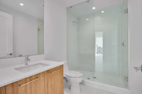 151 N Seabreeze Blv Fort Lauderdale FL 33304
