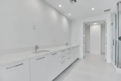 151 N Seabreeze Blv Fort Lauderdale FL 33304