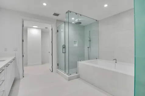151 N Seabreeze Blv Fort Lauderdale FL 33304
