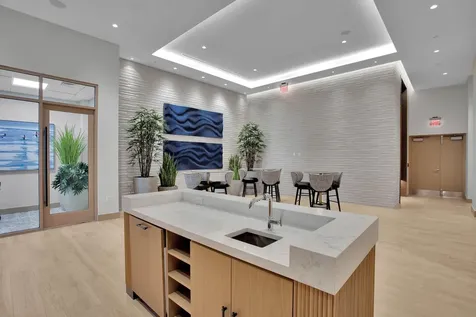 151 N Seabreeze Blv Fort Lauderdale FL 33304