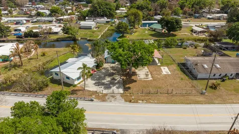3122 SE 34th Avenue Okeechobee FL 34974
