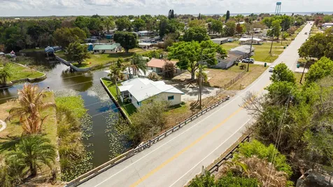 3122 SE 34th Avenue Okeechobee FL 34974