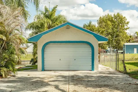 3122 SE 34th Avenue Okeechobee FL 34974