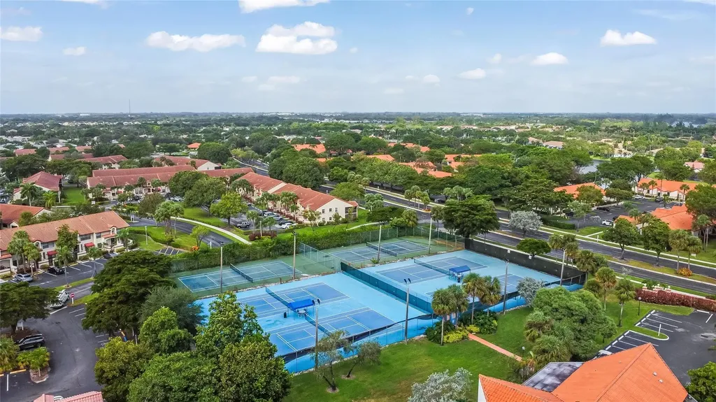 404 Republic Court Deerfield Beach FL 33442