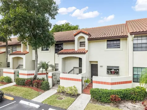 404 Republic Court Deerfield Beach FL 33442