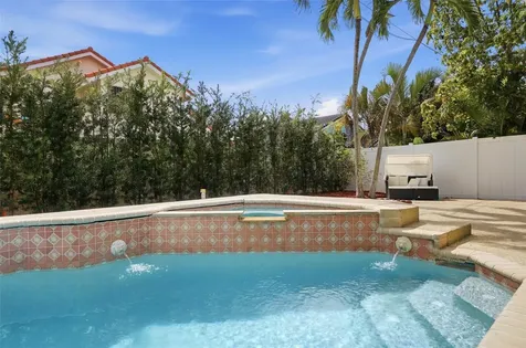 340 Apache Lane Boca Raton FL 33487