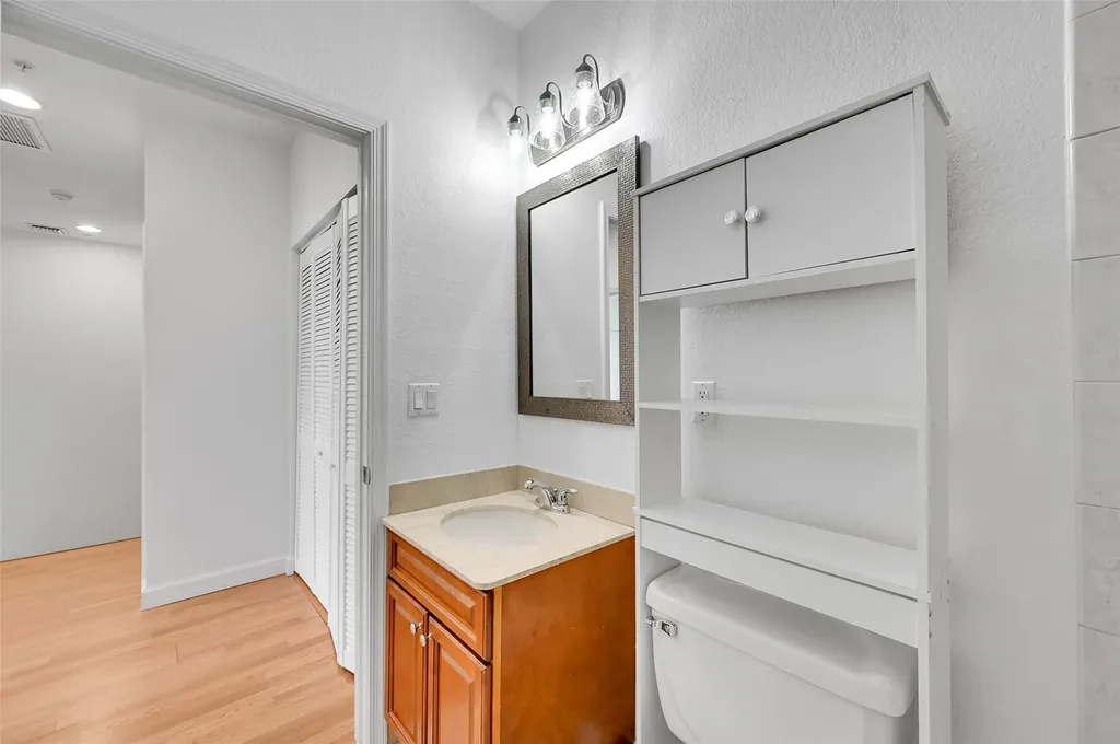 453 NE 1st Street Pompano Beach FL 33060