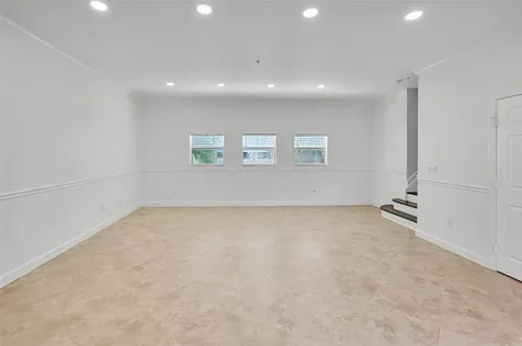 453 NE 1st Street Pompano Beach FL 33060