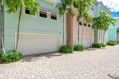 453 NE 1st Street Pompano Beach FL 33060