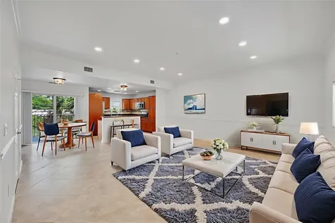 453 NE 1st Street Pompano Beach FL 33060