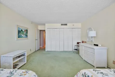 2017 S Ocean Drive Hallandale Beach FL 33009