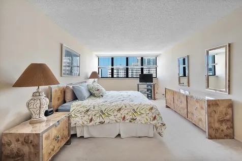 2017 S Ocean Drive Hallandale Beach FL 33009