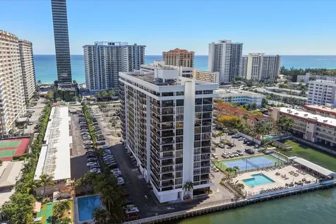 2017 S Ocean Drive Hallandale Beach FL 33009