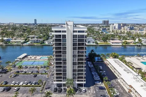 2017 S Ocean Drive Hallandale Beach FL 33009