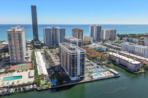 2017 S Ocean Drive Hallandale Beach FL 33009