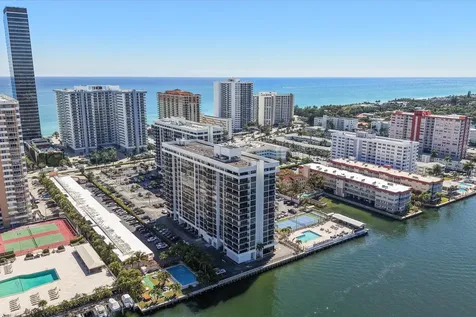 2017 S Ocean Drive Hallandale Beach FL 33009