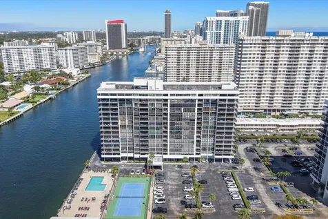 2017 S Ocean Drive Hallandale Beach FL 33009