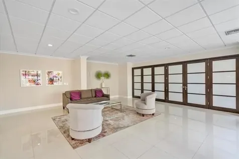 2017 S Ocean Drive Hallandale Beach FL 33009