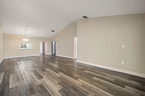 370 Fairway Circle Weston FL 33326