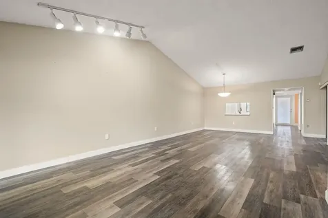370 Fairway Circle Weston FL 33326