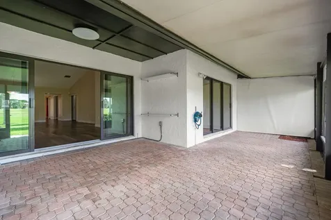 370 Fairway Circle Weston FL 33326