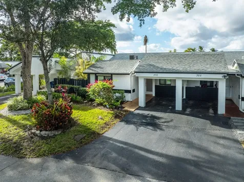 370 Fairway Circle Weston FL 33326