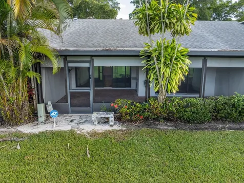 370 Fairway Circle Weston FL 33326