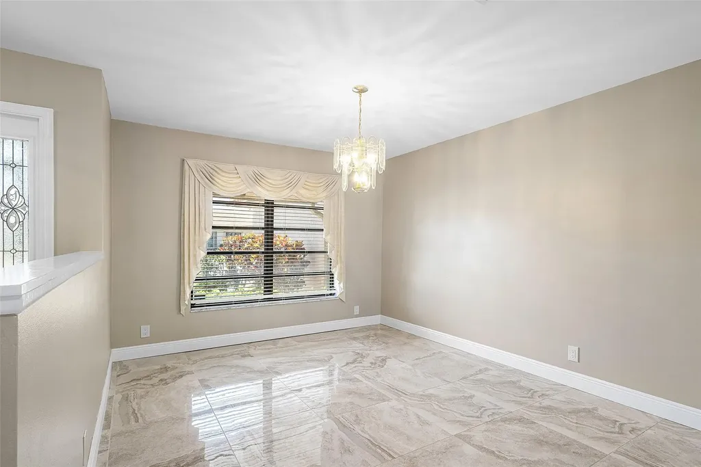 6191 S Petaluma Drive Boca Raton FL 33433