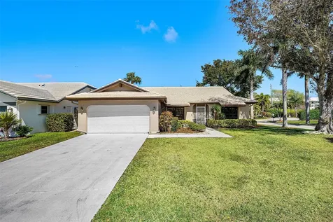 6191 S Petaluma Drive Boca Raton FL 33433