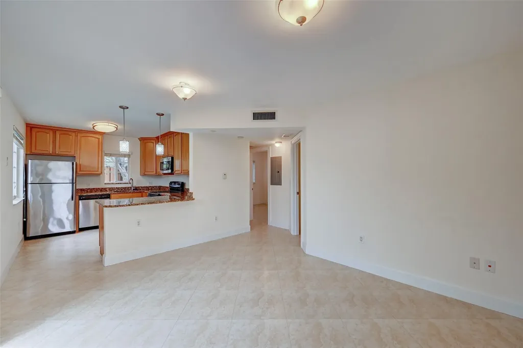 410 SW 15th Street Pompano Beach FL 33060