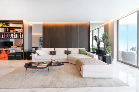 18975 Collins Avenue Sunny Isles Beach FL 33160