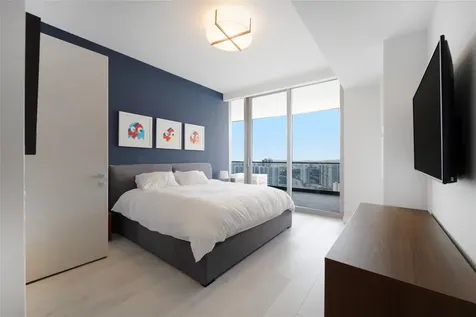 18975 Collins Avenue Sunny Isles Beach FL 33160