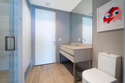 18975 Collins Avenue Sunny Isles Beach FL 33160