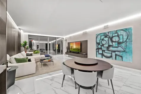 18975 Collins Avenue Sunny Isles Beach FL 33160