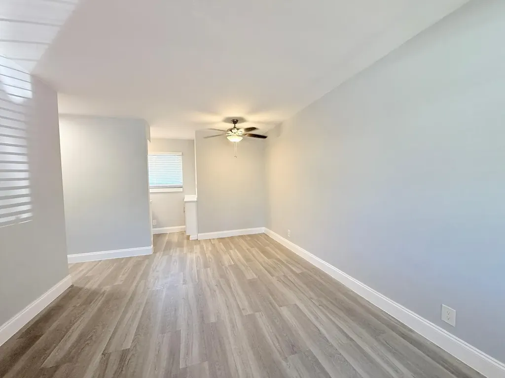 1702 NE 9th Street Fort Lauderdale FL 33304