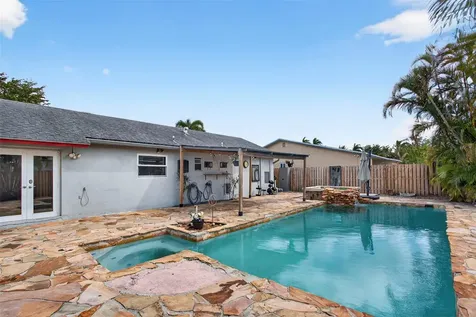 2081 NW 107th Terrace Sunrise FL 33322