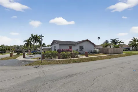 2081 NW 107th Terrace Sunrise FL 33322