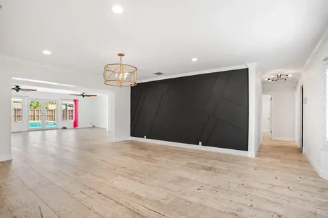 4215 Roosevelt Street Hollywood FL 33021