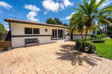 4215 Roosevelt Street Hollywood FL 33021