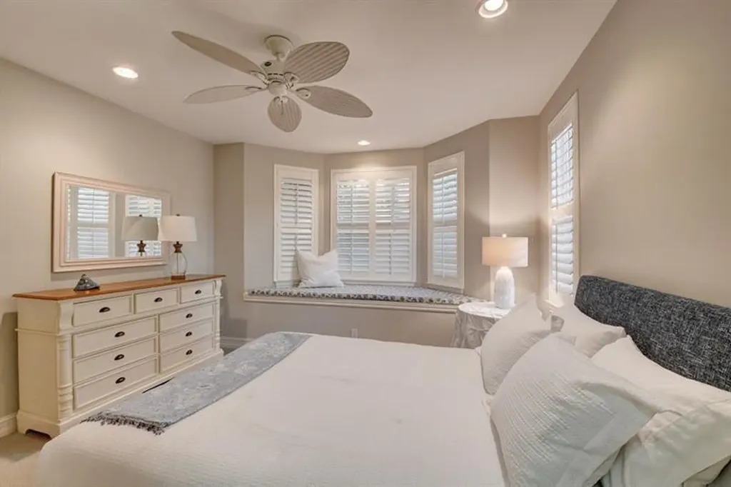 306 E Mallory Circle Delray Beach FL 33483