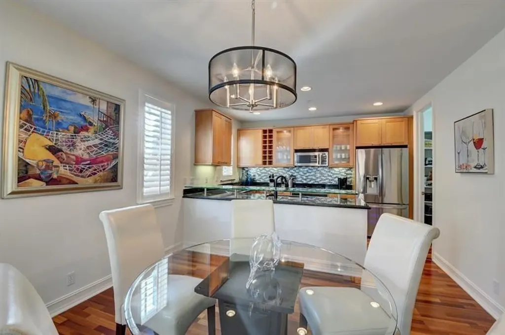 306 E Mallory Circle Delray Beach FL 33483