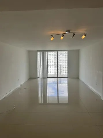 2851 NE 183rd Street Aventura FL 33160