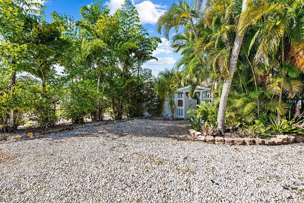 411 SW 10th Street Fort Lauderdale FL 33315