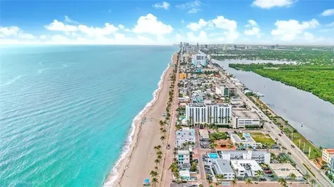 321 Wilson Street Hollywood FL 33019