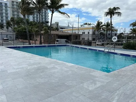 321 Wilson Street Hollywood FL 33019