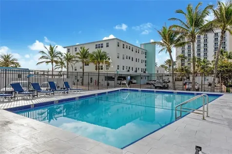 321 Wilson Street Hollywood FL 33019